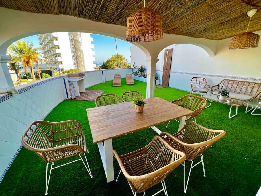 Apartamento Con Gran Terraza Junto A La Playa トレモリノス エクステリア 写真