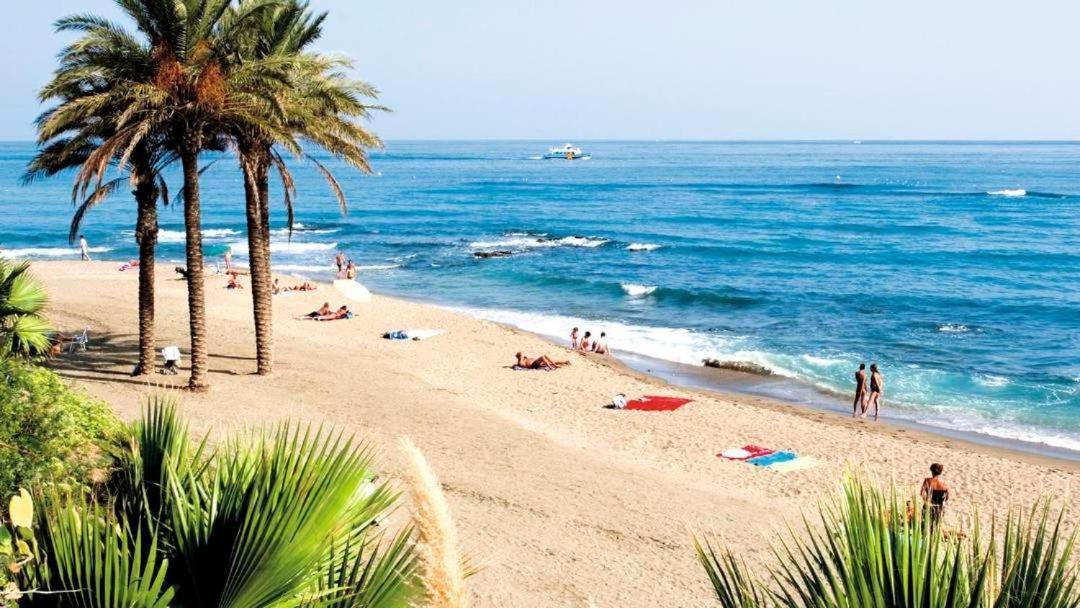 Apartamento Con Gran Terraza Junto A La Playa トレモリノス エクステリア 写真